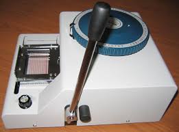 Coming in a range of sizes and suitable for cutting a range of materials, such as paper, card, or fabric, our machines ensure your cardmaking or papercrafting is a cut above the rest! Direct Inkjet Print Pvc Card Making Kits Id Card Maker Dipvc 001 580 00 Dingword The Key To Business Success