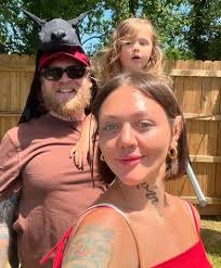 Elle King Reveals She & Partner Dan Tooker Have Reconciled for Son After  Split: 'Worth Wiping a Slate Clean' (Exclusive)