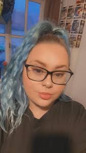 Hey y'all, I want to get better about my hair care routine. I have frizzy  hair and lots of baby hairs that are hard to maintain. Can anyone recommend  some products to