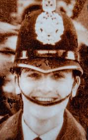 The killer, soon given the nickname of the yorkshire ripper by the press, was on his murderous rampage between 1975 and 1981. Yorkshire Ripper Told Cop I Should Be Hanged As He Was Sent Down Wales Online