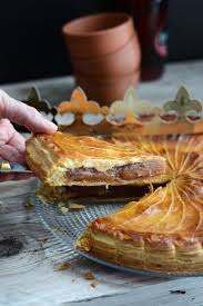 Galette Des Rois Aux Pommes Caramelisees Galette Des Rois Aux Pommes Recette Galette Des Rois Recette Galette