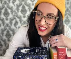 Lindsey Romero's Instagram, Twitter & Facebook