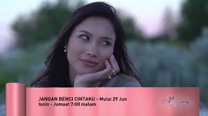Rafeeqa ( zahirah macwilson) terpaksa berkahwin dengan shahrizal ( saharul ridzwan) ketika usianya masih muda diatas kehendak keluarganya.bagi shahrizal tiada sebab dia tidak jatuh cinta terhadap rafeeqa. Promo Jangan Benci Cintaku Youtube
