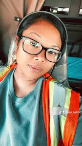 Peterbilt Getting Clipped by Npwn