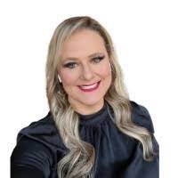 Candace Griffin's Instagram, Twitter & Facebook