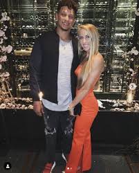 Childhood sweetheart brittany matthews will be there cheering him on. Patrick Mahomes Parents Background Siblings Girlfriend Net Worth