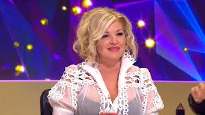 Álarcos énekes reviews, actors, actresses, photos, ratings, synopsis, trailers, teasers, credits álarcos énekes is a hungarian reality singing competition television series based on the masked. Ac News Alarcos Enekes A Dontoben Liptai Claudiaval Bovult A Nyomozok Csapata