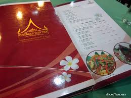 Their plain water serve with some pandan leaf taste. Isaactan Net Wan Thai Restaurant Langkawi