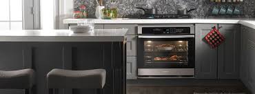 Ilve's freestanding cookers & ovens ingeniously combine the latest cooktop technology with superior handmade quality. Wall Ovens Amana