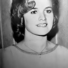 Maria Ciprian's Instagram, Twitter & Facebook