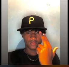 RITV FALLECIÓ TERCER JOVEN INVOLUCRADO EN APARATOSO ACCIDENTE DE AYER EN LA  NOCHE EN FRENCH CAY. Respondía a Juan Antonio Varela y de tan solo 19 años  de edad.