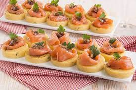 Check spelling or type a new query. Crostini Di Polenta Con Salmone