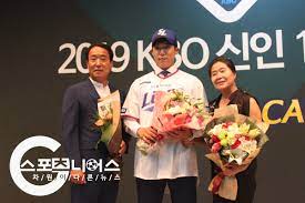 난 잘 하기 위해 입을 뿐인데 어떻게 그런 말을. 2 日, 선수촌내 21명 밀접접촉자 동선 몰라. íŠ¹ë³„ê¸°íš 2018 ê³ êµì•¼êµ¬ ìŠˆí¼ë£¨í‚¤ Top 20ì€ ë„¤ì´ë²„ í¬ìŠ¤íŠ¸