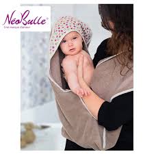 90% rayonne de bambou, 10% polyester extérieur: La Serviette Tablier Sortie De Bain Cocoon De Neobulle Pour Des Bains Sans Eclaboussures Chez Maman Natur Elle Plus De Mamans