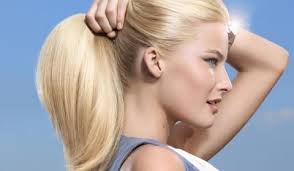 Sont nommés blonds ou blondes toutes les personnes qui affichent une chevelure de couleur claire, dont les déclinaisons peuvent passer du jaune paille, au doré cendré. 5 Nuances De Blond Blond Cendre Dore Platine Venitien Califorien Doctissimo