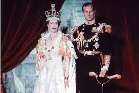 The year was 1952, and elizabeth ii's father, king george vi, had just queen elizabeth ii's coronation was on june 2, 1953, at westminster abbey in london, england. Watch Queen Elizabeth Ii S 1953 Coronation Mental Floss