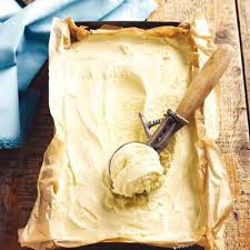 Creme Glacee A La Vanille A L Ancienne Chatelaine Recettes De Creme Glacee Creme Glacee Vanille Recette Glace
