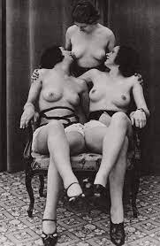 Vintage nude lesbians