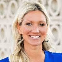 Kimberley Hensley's Instagram, Twitter & Facebook