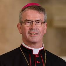 Tom Neylon's Instagram, Twitter & Facebook