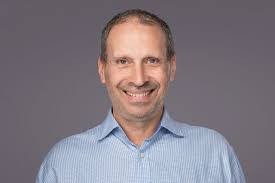 Gary Mendelson's Instagram, Twitter & Facebook