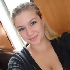 Evelyn Donald's Instagram, Twitter & Facebook