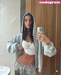 Ella Christo  ella.christo_ Гола изтичане OnlyFans снимка 12 - Nudogram  v2.1