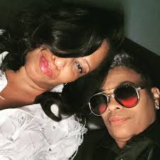 Kenya Grayson's Instagram, Twitter & Facebook