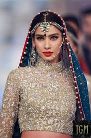 Close Up Of Zainab Chottani Bridal Shaadi Fashion Bridal Couture Week Pakistan Bridal Indian Bridal Fashion