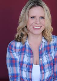 Dawn Hartman's Instagram, Twitter & Facebook