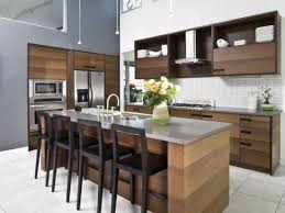 El ejemplo anterior nos conduce a fijarnos en el acabado de las. Cocinas Modernas Con Detalles En Madera Cocinas Modernas Decoracion De Cocina Moderna Cocinas De Casa