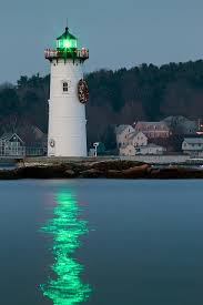Portsmouth Harbor Lighthouse By Matt Currier Photography Via Flickr Little Green Light Sounds Like Gat Beautiful Lighthouse Lighthouse Pictures Lighthouse