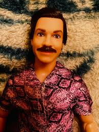 Ted: “All right, we gotta do it. All-time favorite Julie Andrews character.  Go!” Trent: “Clarisse Renaldi, Queen of Genovia.” Coach Beard: “Deep cut.  Zagged.” AFC Stitchmond is a shop (disguised as a