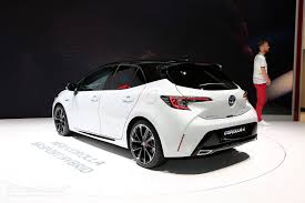 Research the 2021 toyota corolla with our expert reviews and ratings. Toyota Corolla Gr Sport And Corolla Trek Wear Makeup To Geneva 2019 Autoevolution