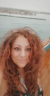 Hello ladies! I have fibromyalgia and IBS. Any of you lovelies have any  positive results with symptoms doing IF?