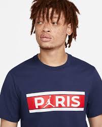 Our psg shirt selection includes lots of variations on the classic blue and red home strip of the french giants and we also have shorts, socks, jackets, assorted training apparel and original name sets. Paris Saint Germain Men S T Shirt Nike Gb