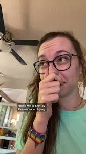 Chris Wake Up I Dont Like This