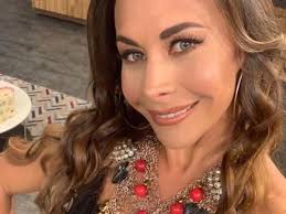 Vanessa guzmán da respuesta a polémica en televisa; El Error De Vanessa Guzman Que Le Costo Perder En Miss Universo
