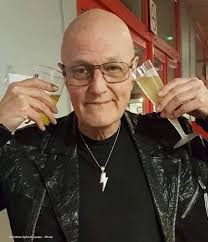 Chris Slade (official)