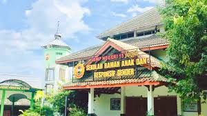 Disampaikan dalam kegiatan sosialisasi layanan pendidikan khusus di sekolah reguler/umum oleh : Smp Negeri 15 Yogyakarta