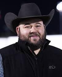 Ronnie Cravens's Instagram, Twitter & Facebook