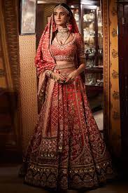 Our favorite brides in tarun tahiliani lehengas. Red Embroidered Bridal Lehenga Set Design By Tarun Tahiliani At Pernia S Pop Up Shop 2021