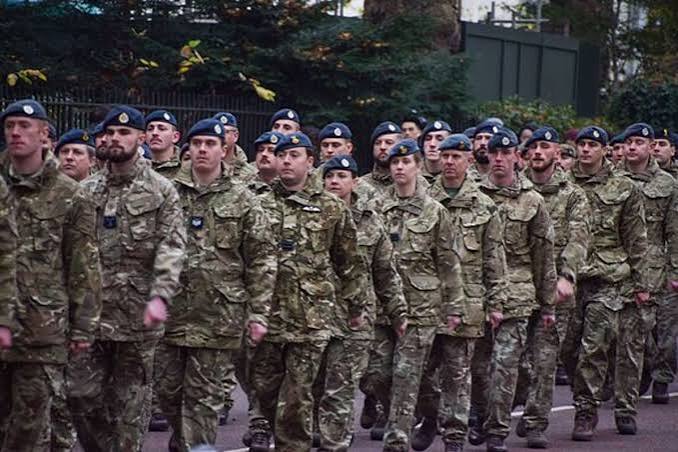 WW3 conscription to target one UK group as Brits who refuse face humiliating punishment - AOL