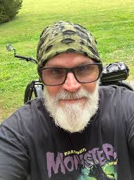 How many in this group performs their own ebike maintenance?