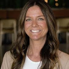 Alisha Eads's Instagram, Twitter & Facebook