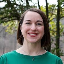 Sarah Glatt's Instagram, Twitter & Facebook