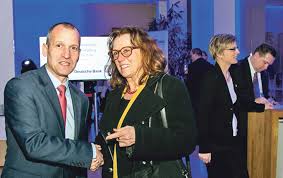 Sturmischer Neujahrsempfang Der Deutschen Bank Wittenberger Sonntag Online