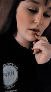 Angela Busse's Instagram, Twitter & Facebook