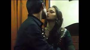 Honeymoon Night Romantic Love Of Real Indian Couple - XVIDEOS.COM