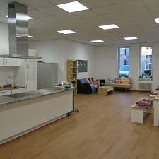 Hotellet har 225 værelser og er park inn nummer 25 for rezidor i rusland. Titelseite Der Nummer 39 Von 1936 Karl Wahmann Wasserburg Am Inn Jugend 5033 1890 1919 Jugendstil Autrement Dit Antiquitaten Kunst